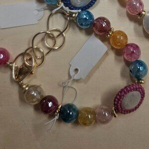 Frosted agate bracelet - adjustable - pearl/pink focal